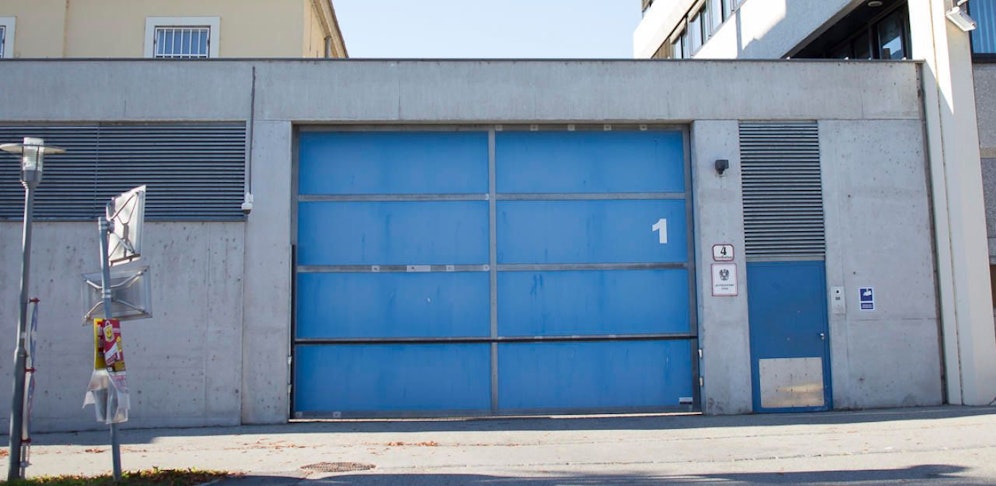 Justizanstalt Stein - Haupteingang