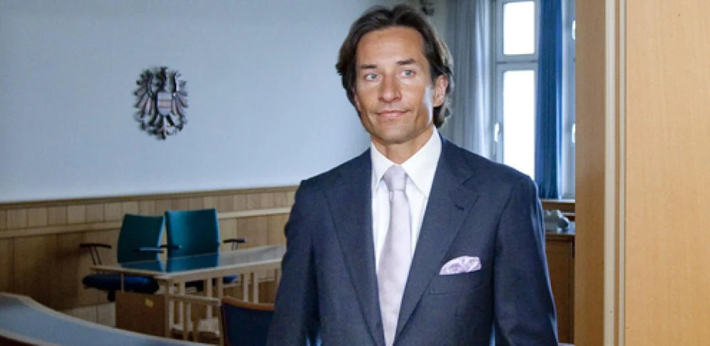 Karl-Heinz Grasser muss vor Gericht. Der Termin wackelt trotz Zusicherung.