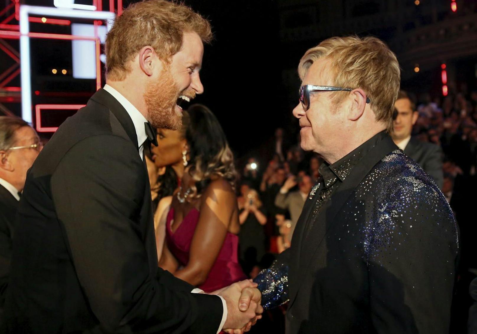 Elton John (r.)  und Prinz Harry.