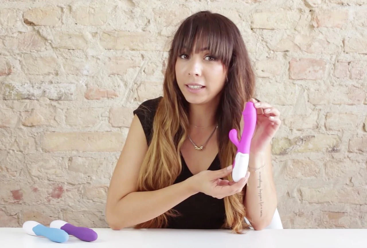 dm sexspielzeug Buy Intense Couples Toys Susy Vibrator Oscillating Silicon Rabbit Lilac at  the best price main image 1