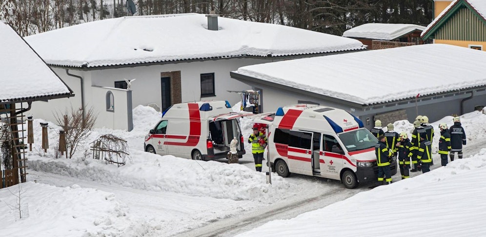 Die Rettung konnte einen der Brüder noch reanimieren, brachte ihn ins Spital. Doch auch er verstarb an den Folgen der Gasvergiftung. 