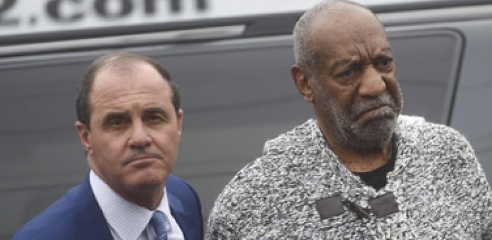 Rechtsanwalt Brian McMonagle mit Comedy-Star Bill Cosby bei seiner Ankunft vor Gericht
