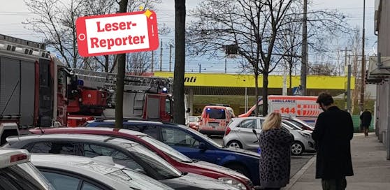 Die Rettung brachte den Mann ins Krankenhaus.