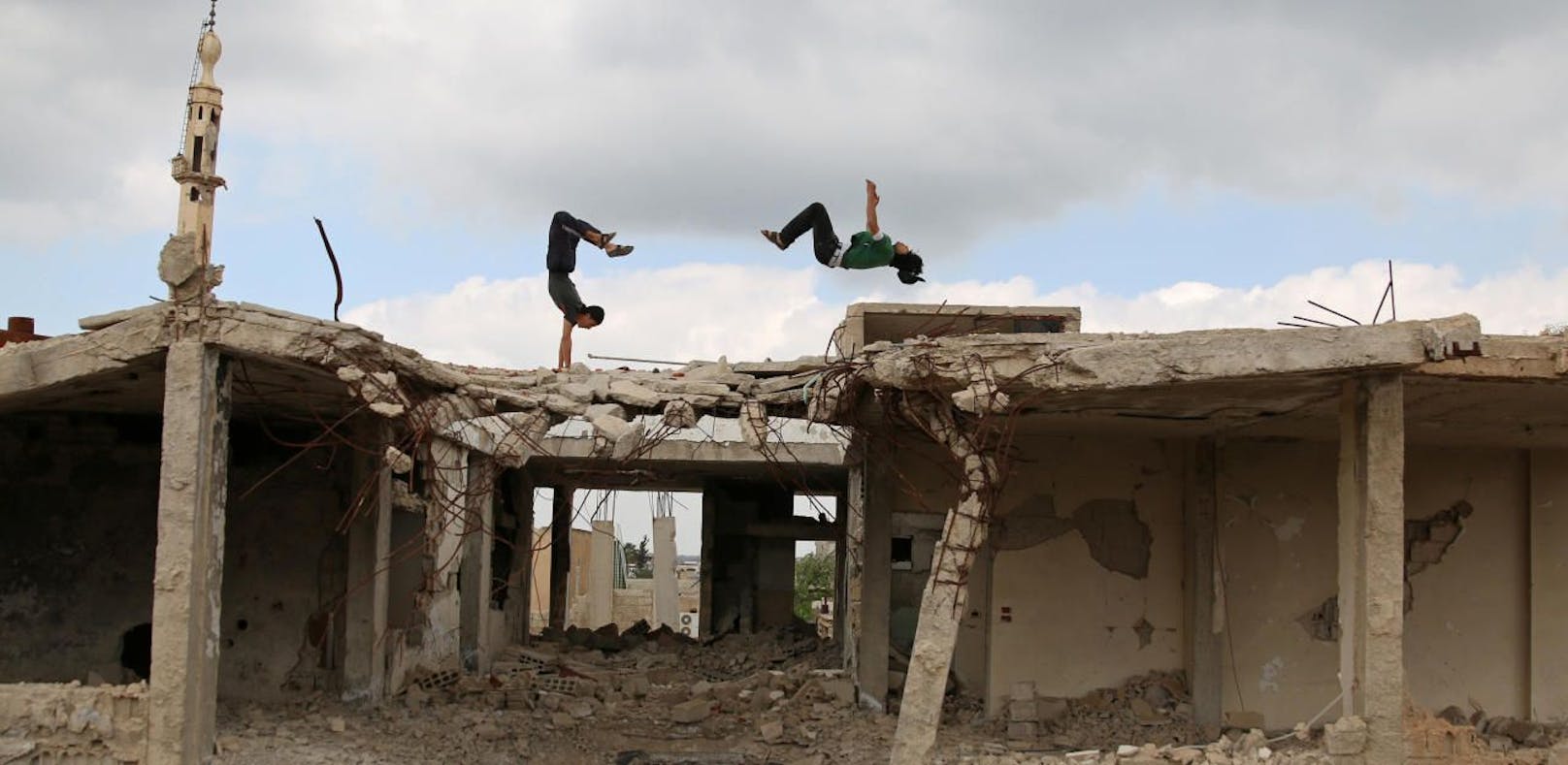Syriens Parkour-Kids turnen durch Ruinen