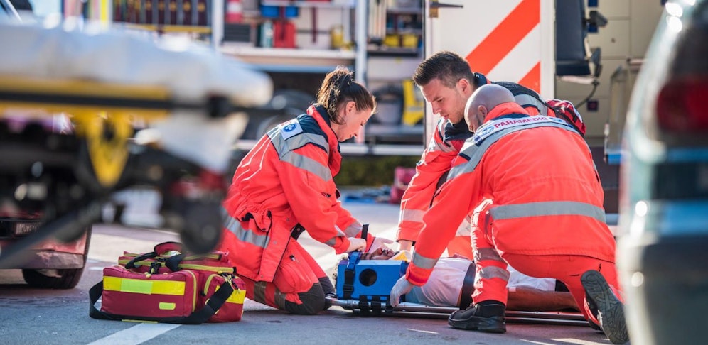 (Symbolfoto): Eine 72-Jährige wurde bei einem Verkehrsunfall in Graz-Gries schwer verletzt und vom Roten Kreuz ins UKH Graz eingeliefert.