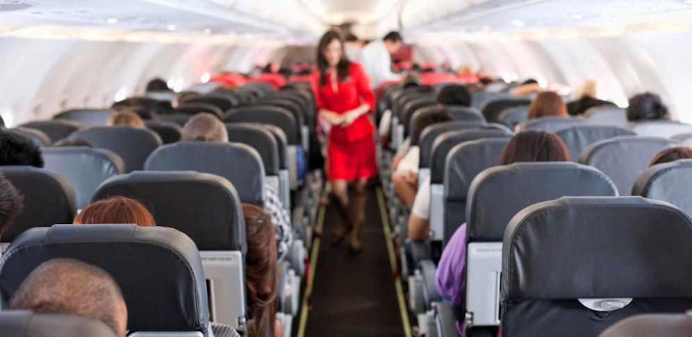 Die Mehrheit der Stewardessen wurde bereits einmal sexuell belästigt. (Symbolbild)