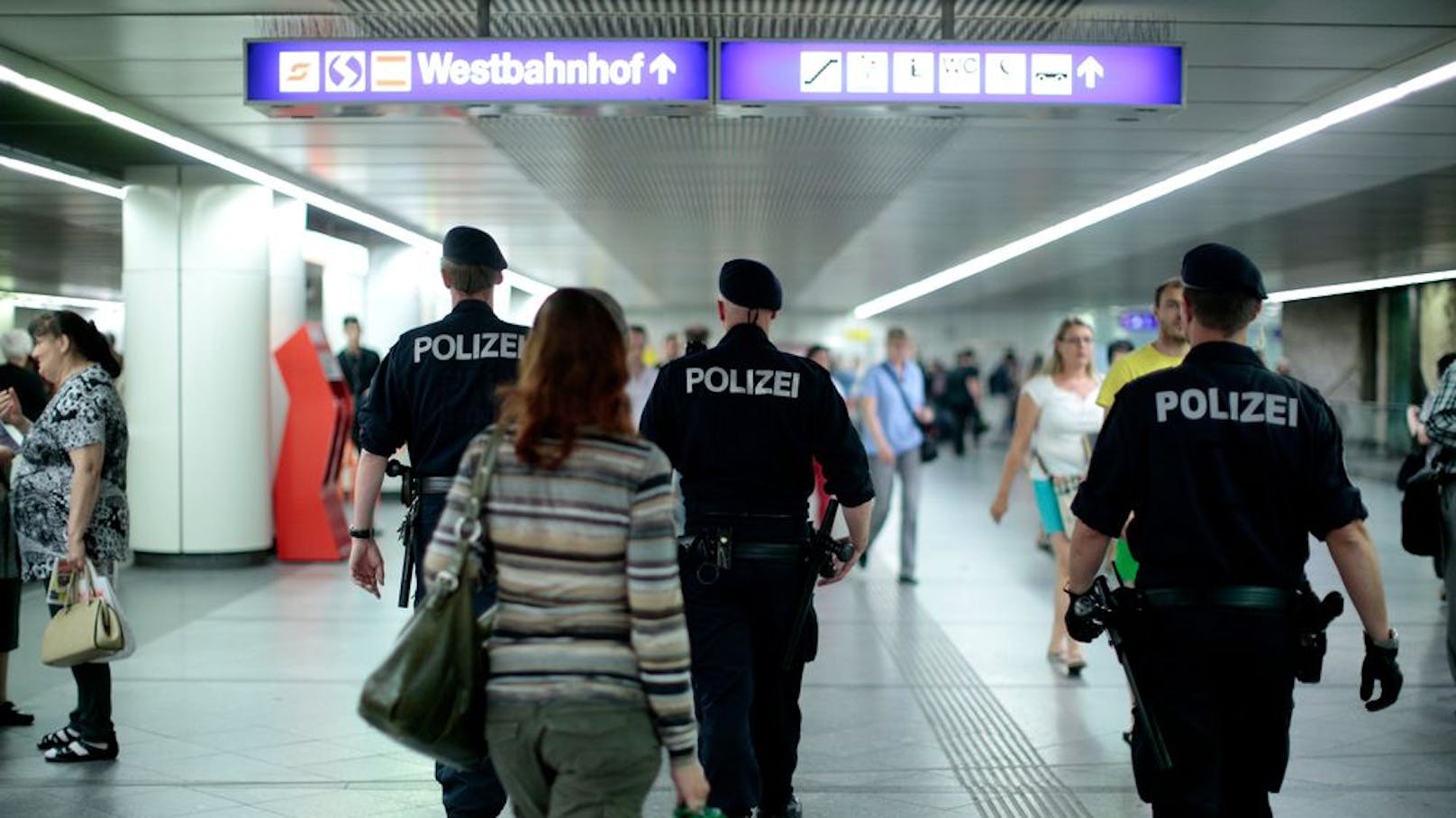 30-Jähriger stirbt nach blutiger Attacke am Westbahnhof