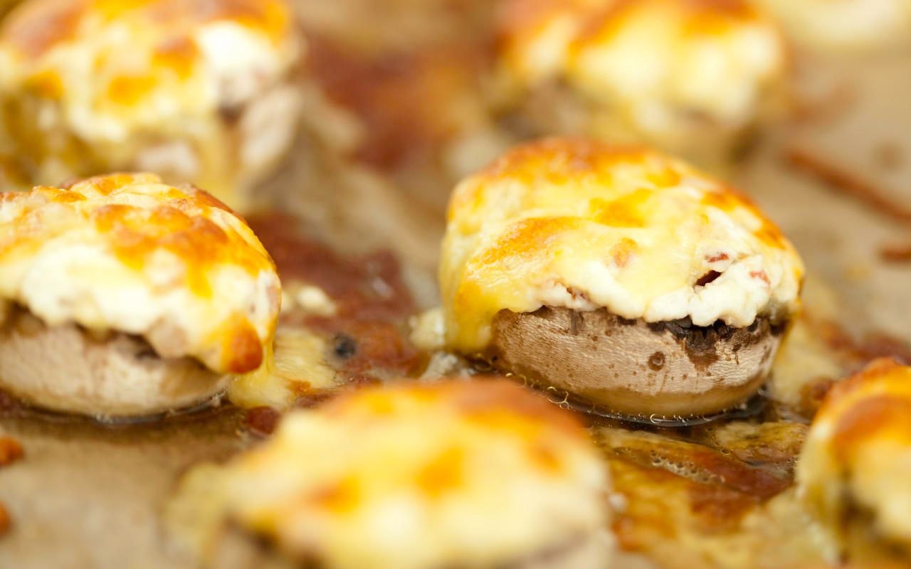 Heute.at - Champignons gefüllt mit Ziegenkäse