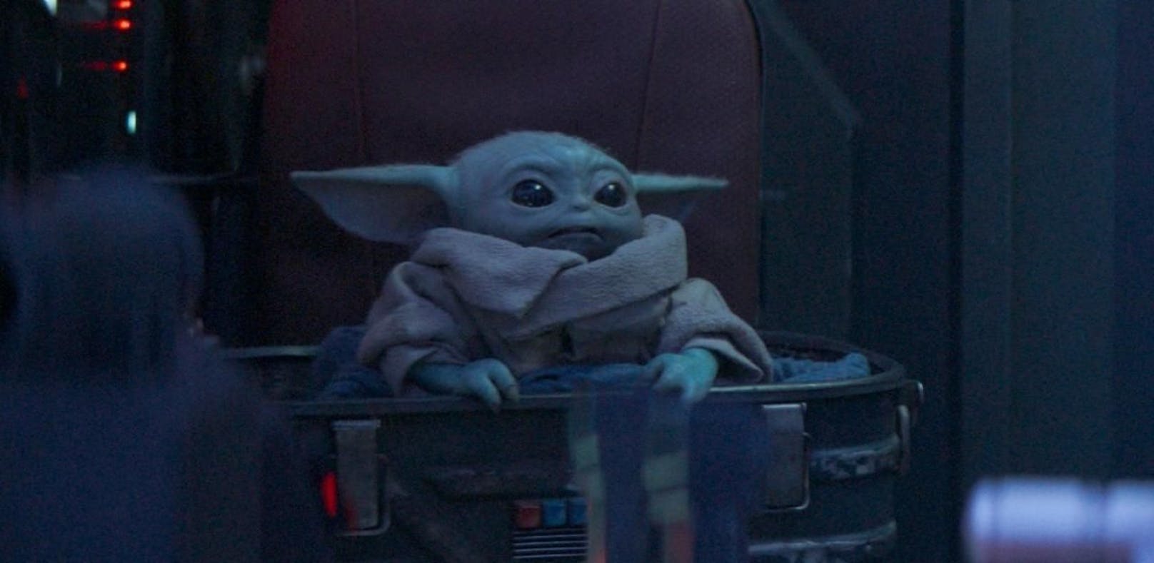 "Stolzer Opa": George Lucas herzt Baby Yoda