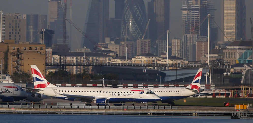 Der London City Airport an der Themse im Osten der britischen Hauptstadt.