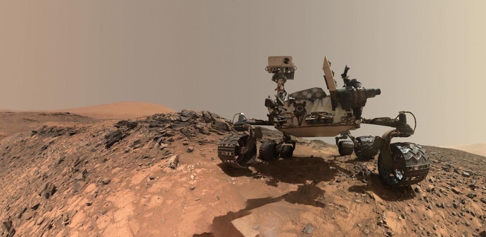 Der Mars-Rover kämpft derzeit gegen einen riesigen Sandsturm an.