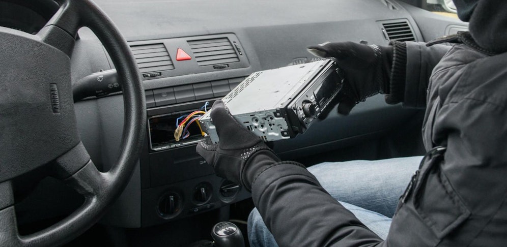 Nicht einmal die Radios waren vor den Dieben sicher.