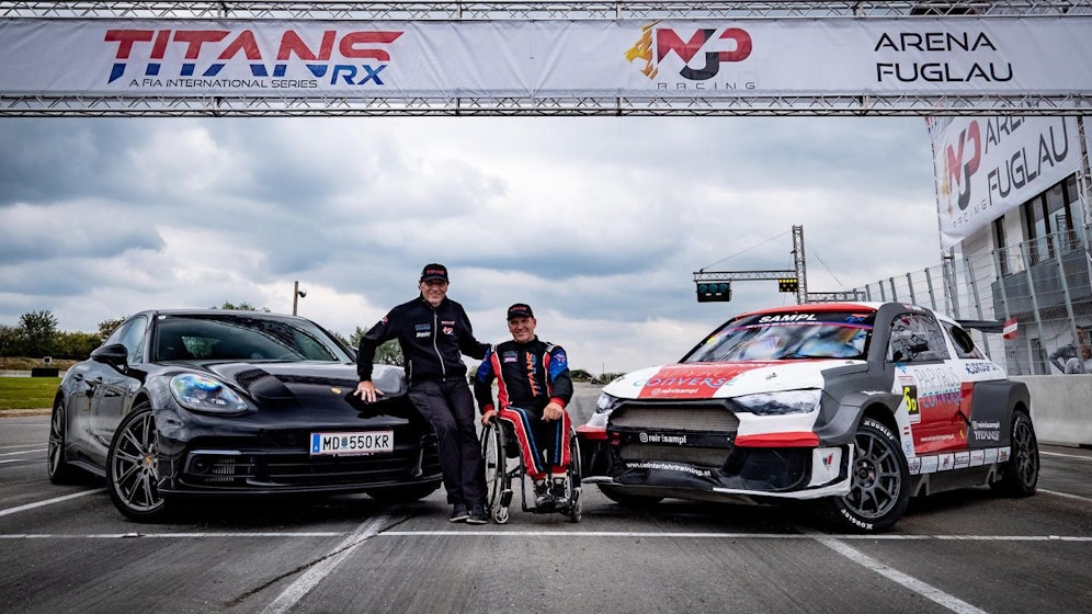 TitansRX-Chef Max J. Pucher und Rallyecross-Fahrer Reinhold Sampl in der MJP Arena in Fuglau (Niederösterreich)