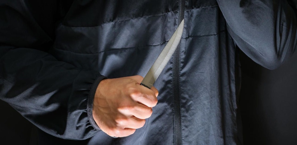 Der Mann überfiel zwei Trafiken mit einem Messer bewaffnet, eine weitere mit einem Schlagstock.