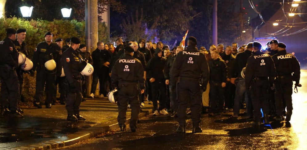 Polizeieinsatz bei BW Linz gegen Vorwärts Steyr
