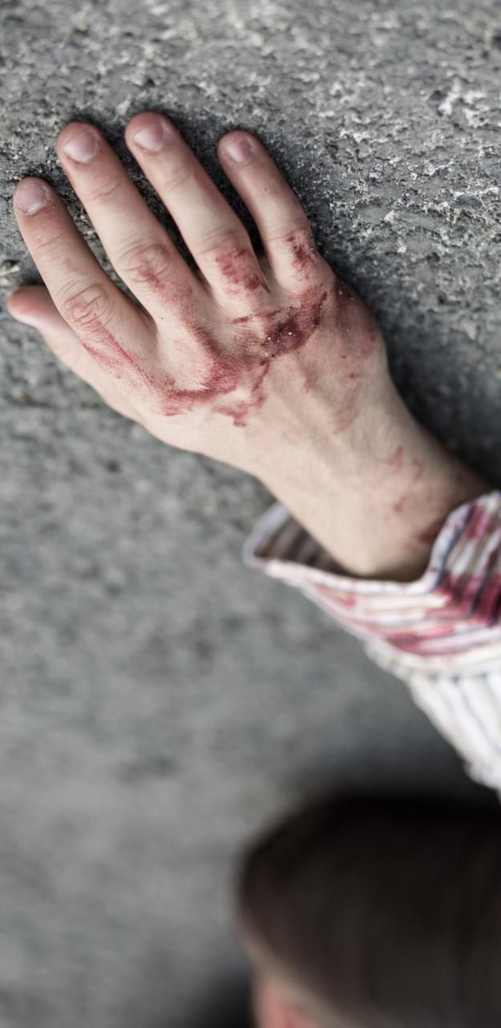 Die Polizei sucht Zeugen eines nächtlichen Unfalls.