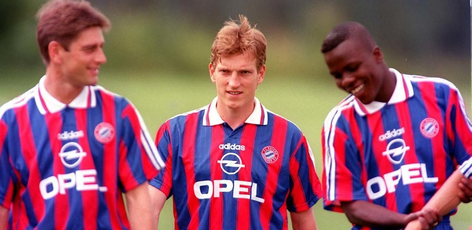 Oliver Kreuzer, Andreas Herzog, Samuel Ossei Kuffour, 1995 im Dress des FC Bayern.