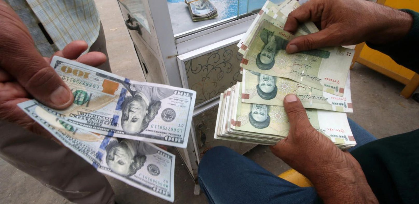 Dollar für iranische Rial - das soll es jetzt nicht mehr geben.