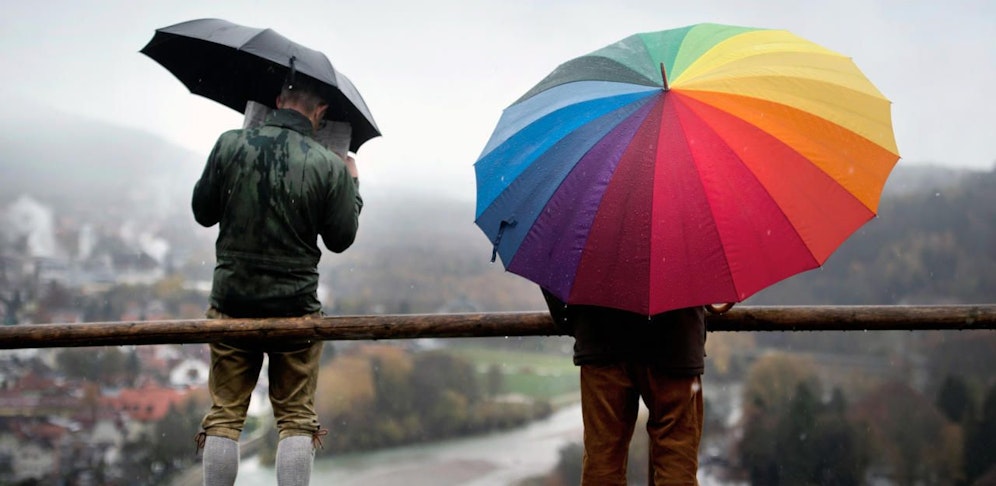   /Victoria Bonn Meuser