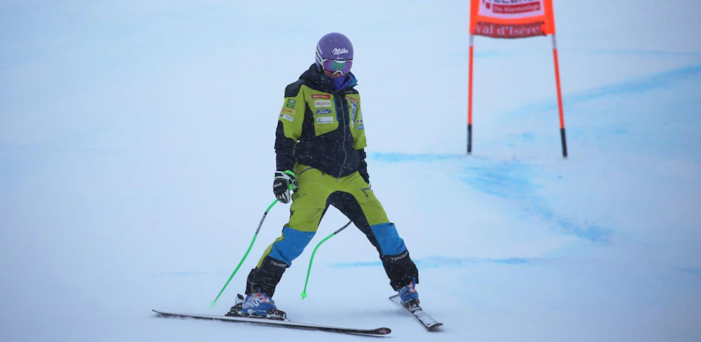 Ilka Stuhec bricht ab, das Abfahrtstraining in Val d'Isere wurde abgesagt.