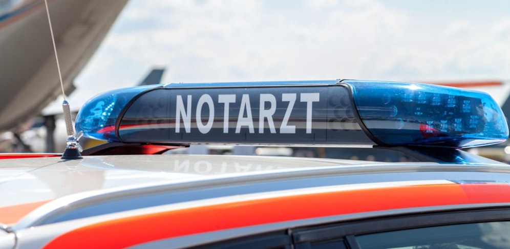 Trotz notärztlicher Intervention starb ein 60-Jähriger bei einem Mountainbike-Unfall. Symbolfoto.