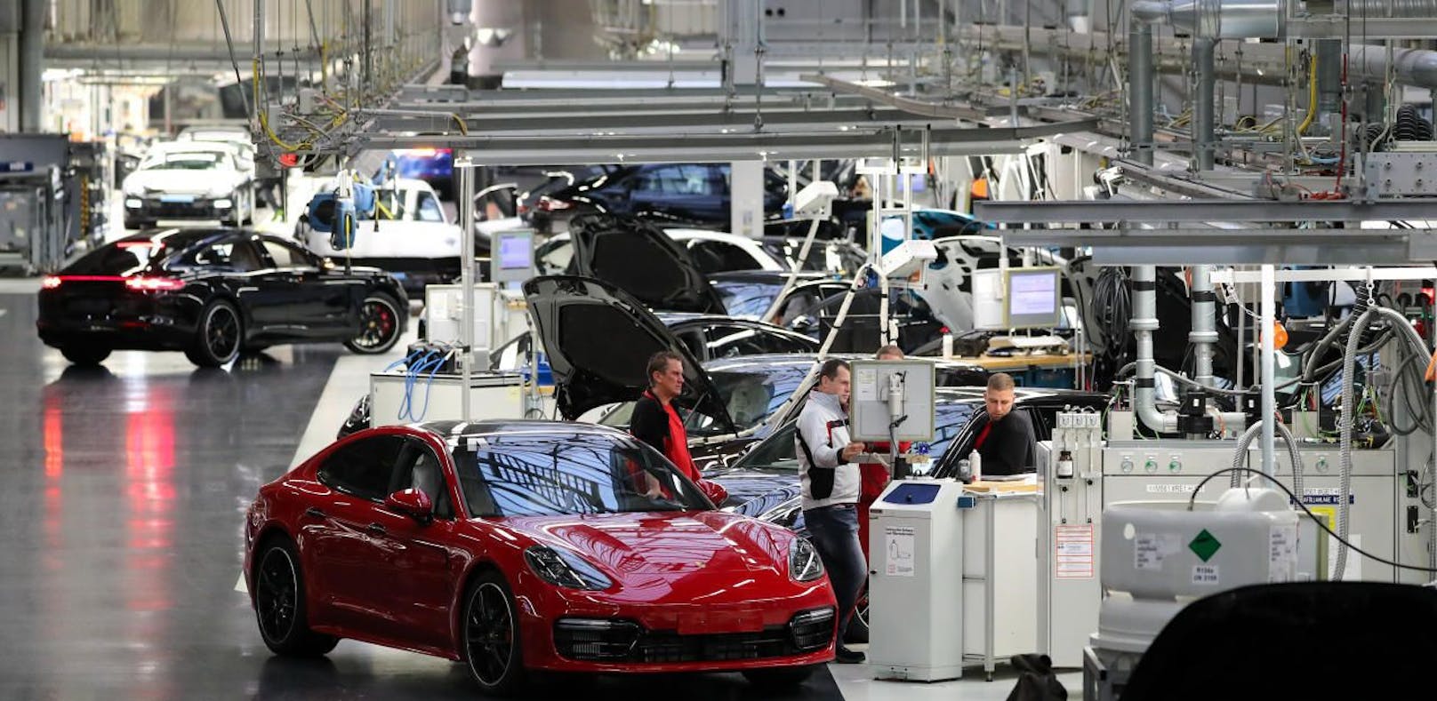 Porsche hat 337.000 Autos zurückgerufen.
