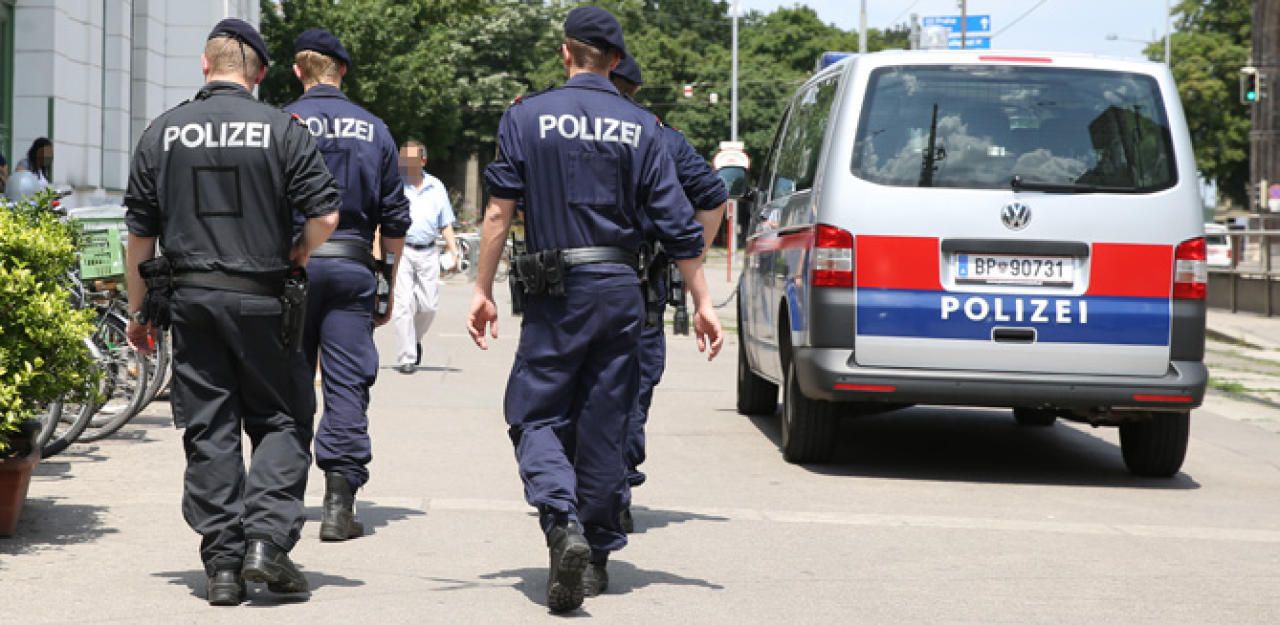 Die Polizei konnte einen Tatverdächtigen festnehmen. Archivbild eines Polizeieinsatzes in Wien.