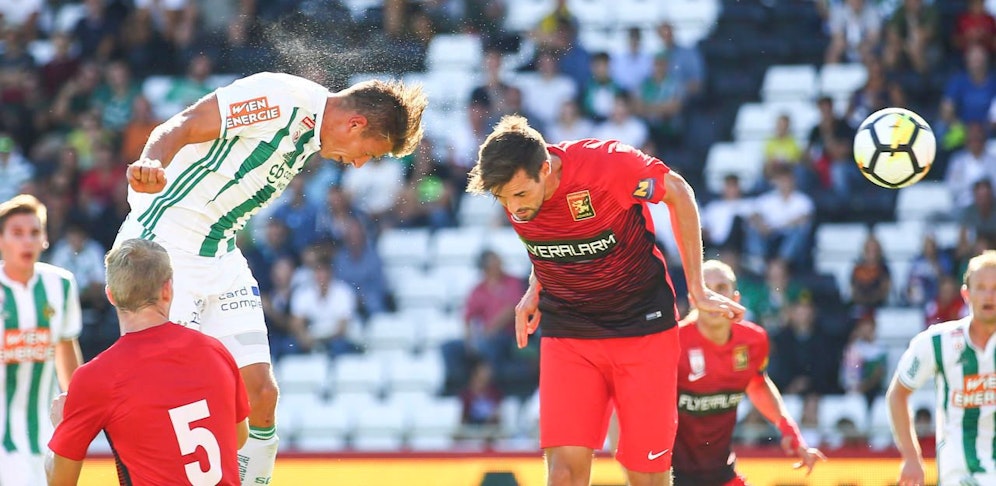 Nach viel Kampf, einer Spielunterbrechung und einer kuriosen Roten Karte verliert Rapid bei der Admira mit 1:3. 