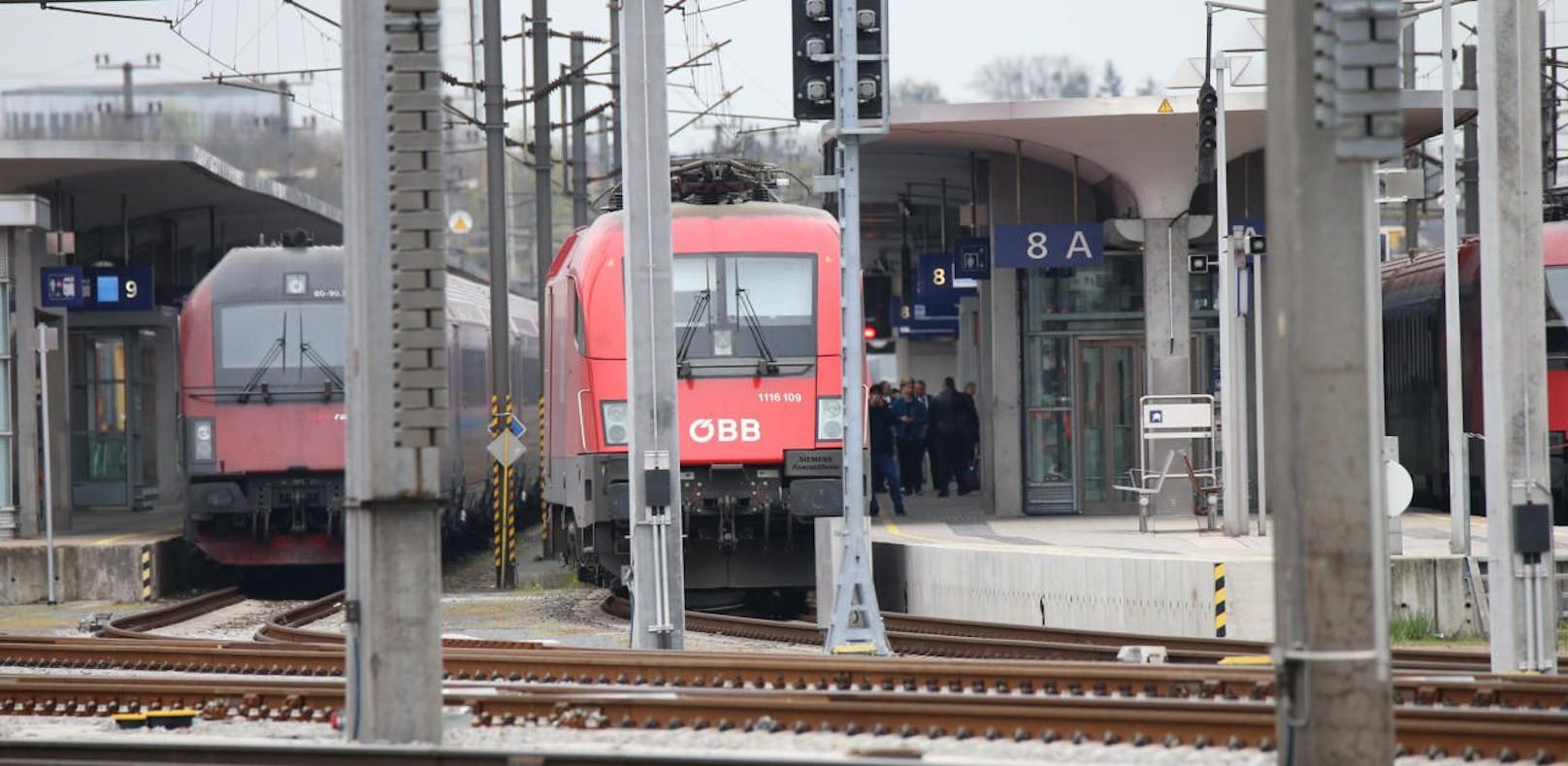 Die Polizei wartete am Hauptbahnhof Linz auf die Angreifer