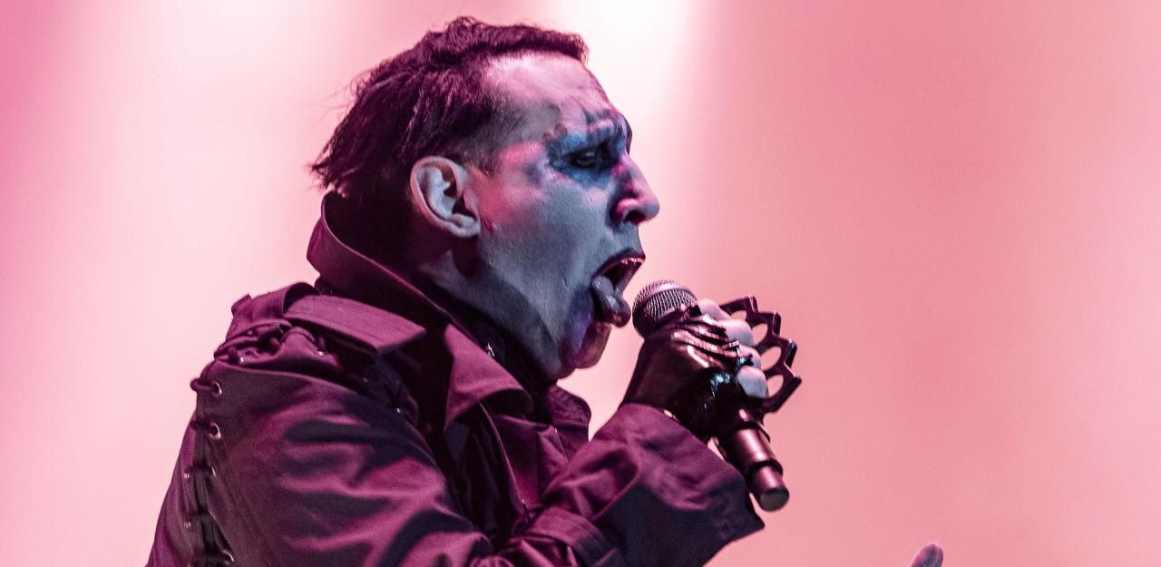 Heute.at - Marilyn Manson bedrohte Journalist mit Waffe