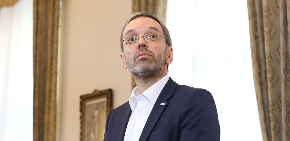 FPÖ-Innenminister Herbert Kickl gab dem Magazin "Alles Roger?" nicht nur ein Interview, sondern bedachte es auch mit Inseraten.