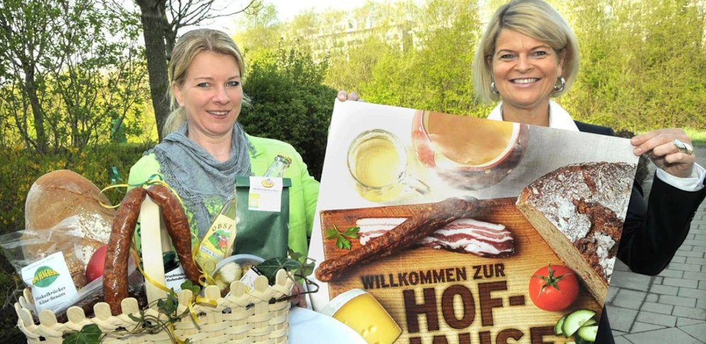 Landesbäuerin Irene Neumann-Hartberger (li.) und Bauernbund-Chefin Klaudia Tanner laden ein.