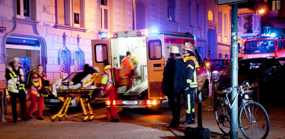 Der 31-Jährige attackierte die Rettungskräfte und musste festgenommen werden