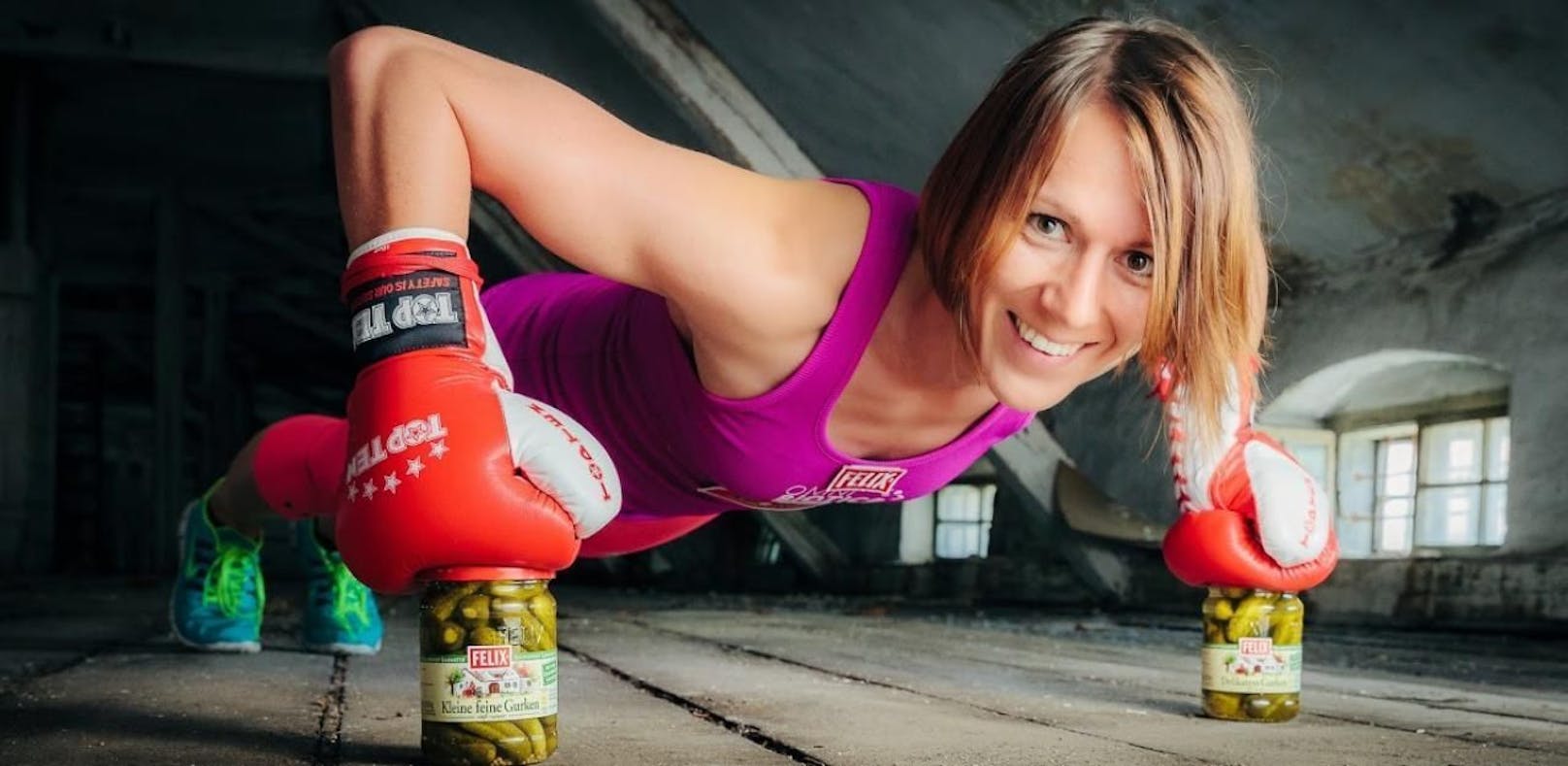Kickbox-Weltmeisterin: "Jeder hat ein Sixpack!"