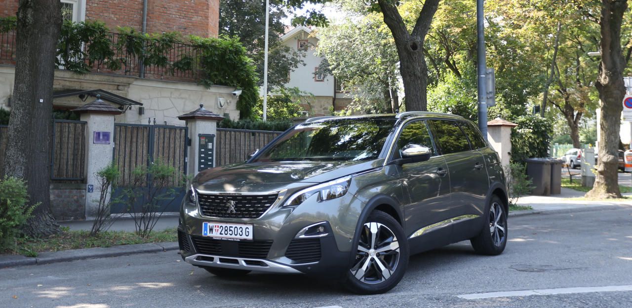 Heute.at - Fantastique! Der Peugeot 5008 spielt alle Stückl'n