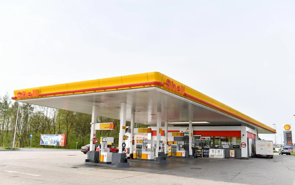 Die Tankstelle an der Trauner Kreuzung wurde in der Nacht auf Mittwoch überfallen.