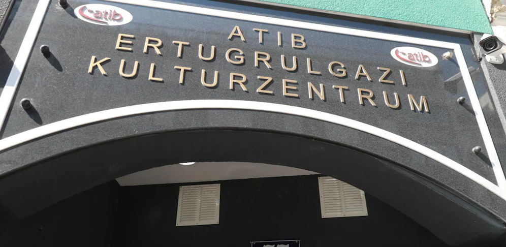 Außenaufnahme der ATIB Union Moschee in der Dammstraße 37 in Wien-Brigittenau.