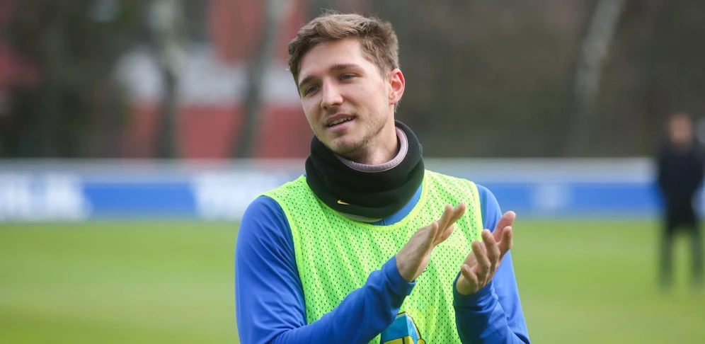 Hertha-Profi Niklas Stark muss erneut in Selbstisolation.