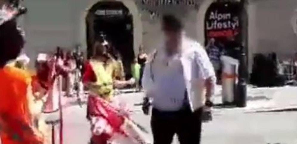 Der Fahrer meldet sich nun zu Wort.