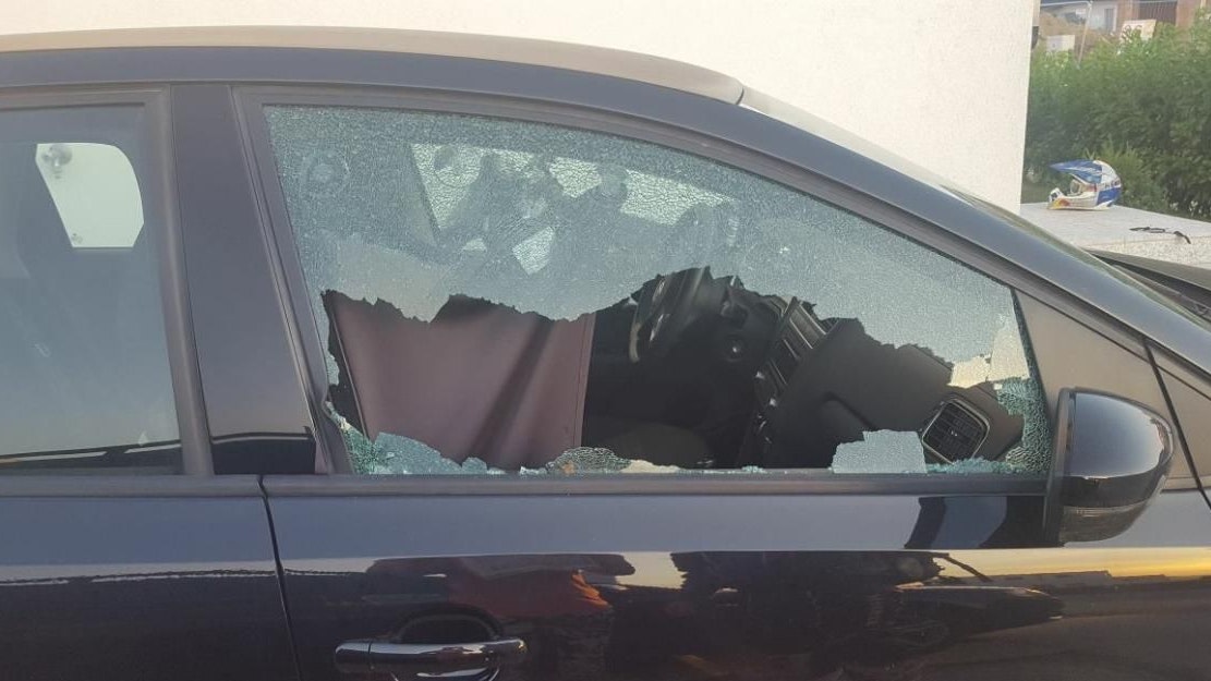 Heute.at - Einbruchserie in Wien – 51 Autos in Garage beschädigt