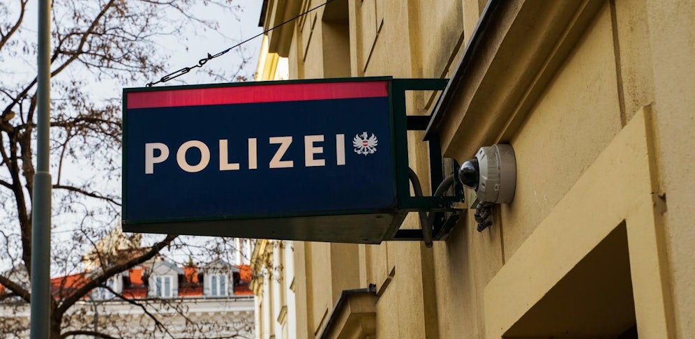 Der Paar meldete sich bei der Polizei.