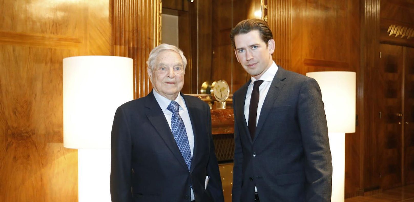  Bundeskanzler Sebastian Kurz (ÖVP, r.) traf kürzlich den US-Milliardär und Philanthropen George Soros in Wien.