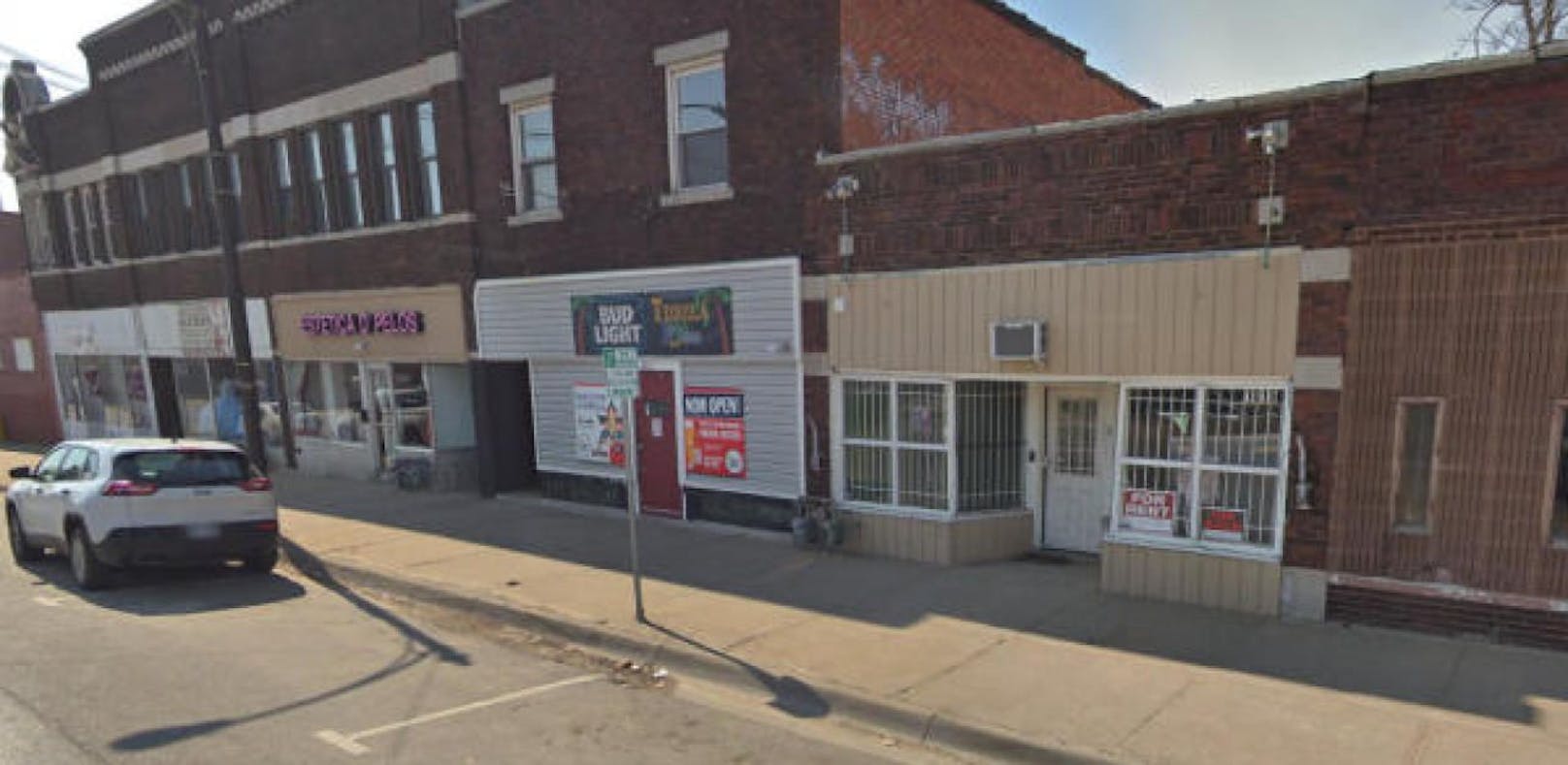 In einer Bar in Kansas City hat ein Mann am frühen Sonntagmorgen um sich geschossen.
