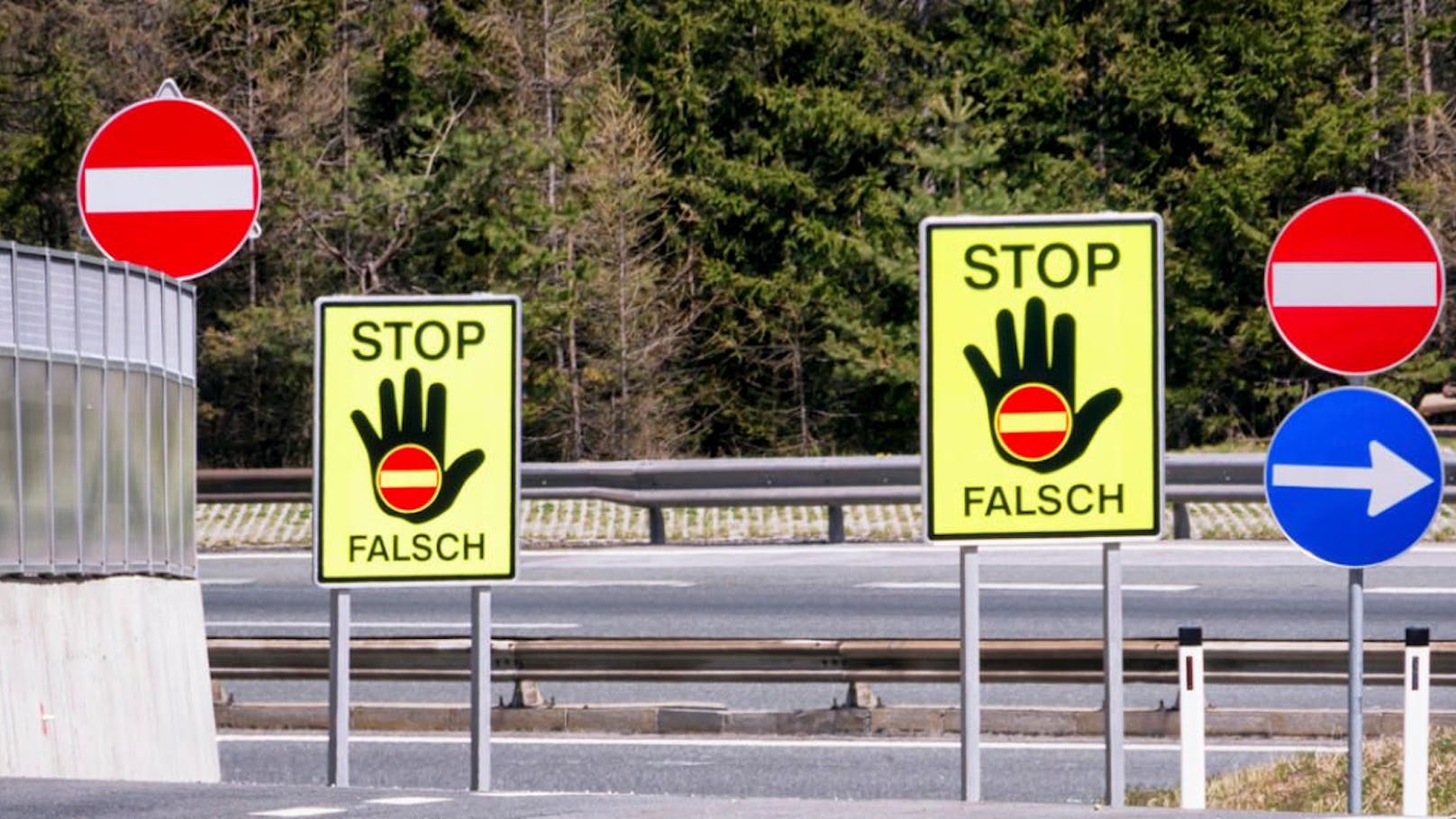 Geisterfahrerin (83) ignoriert Polizei auf Autobahn