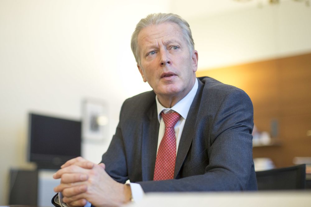 Bei einem zufälligen Treffen mit Helmut Brandstätter zeigte sich Ex-VP-Chef Mitterlehner besorgt über die Entwicklungen in der Volkspartei.