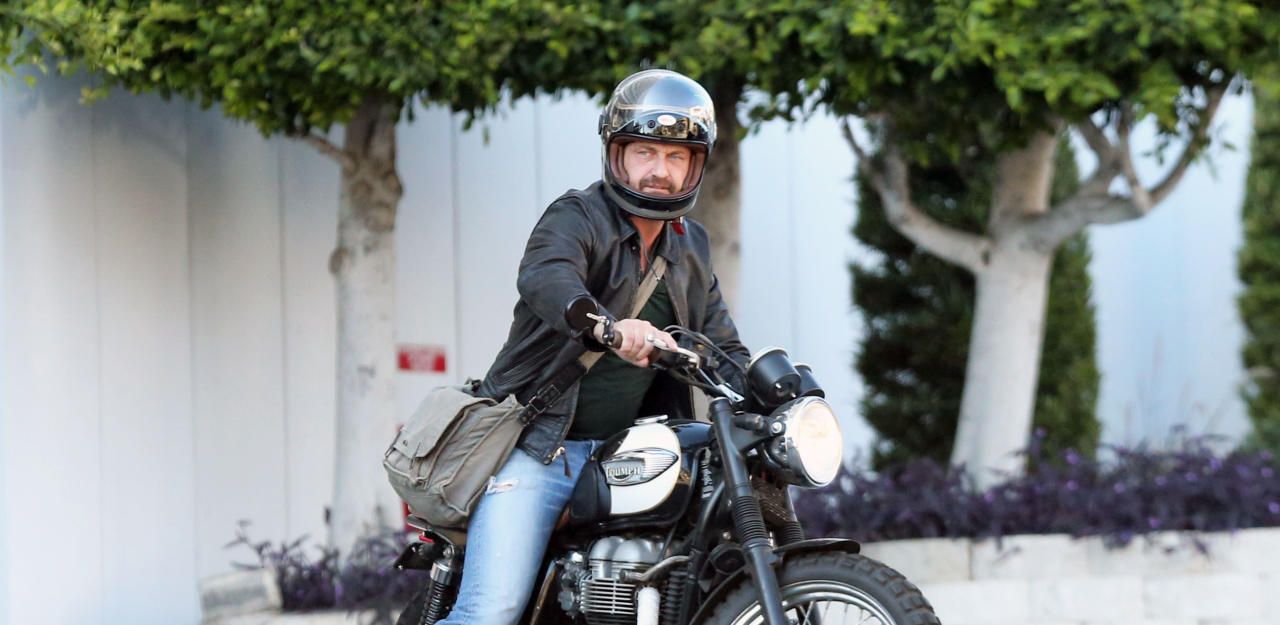 Heute.at - Gerard Butler im Spital: Auto drängte ihn ab