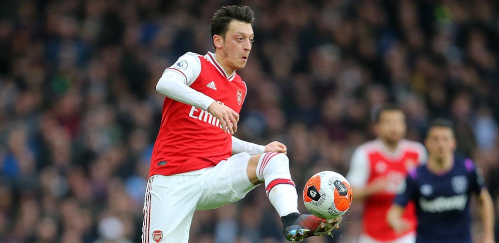 Mesut Özil bei der Arbeit