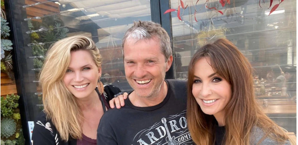 Natasha Henstridge, Manfred Baumann und seine Frau Nelly 