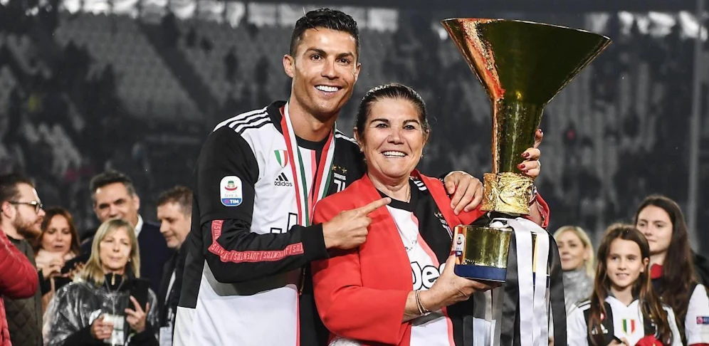 Cristiano Ronaldo mit seiner Mutter Dolores Aveiro