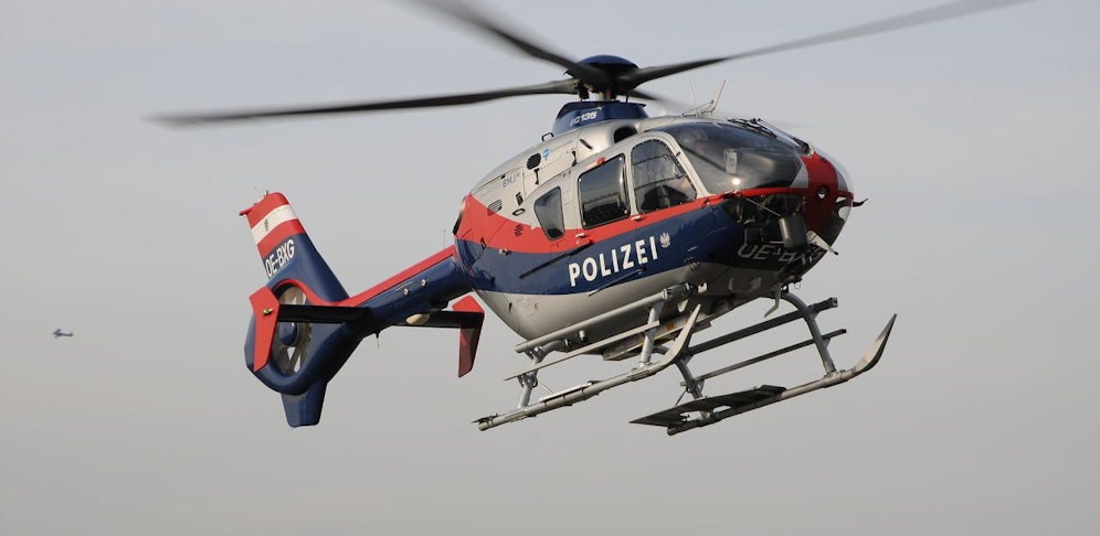 Auch ein Polizei-Helikopter kam bei der Suche zum Einsatz.